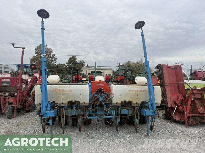 Monosem NG PLUS 4 Traktory