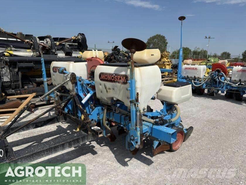 Monosem NG Plus 4R Traktory