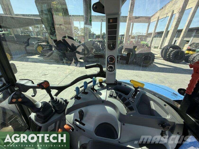 New Holland T5.85 Traktory