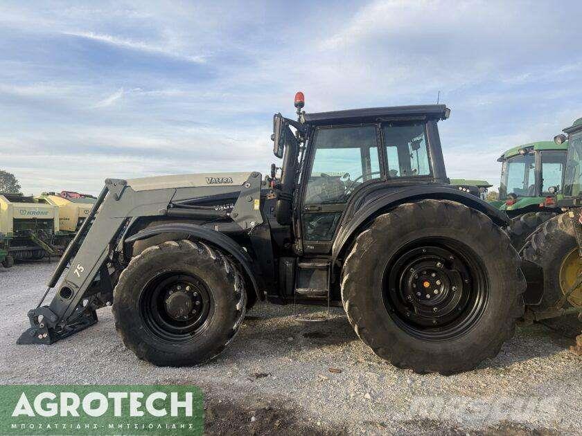 Valtra T 190 Traktory