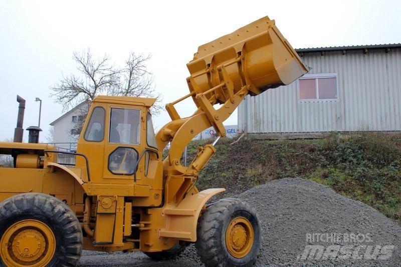 CAT 966 C Kolové nakladače