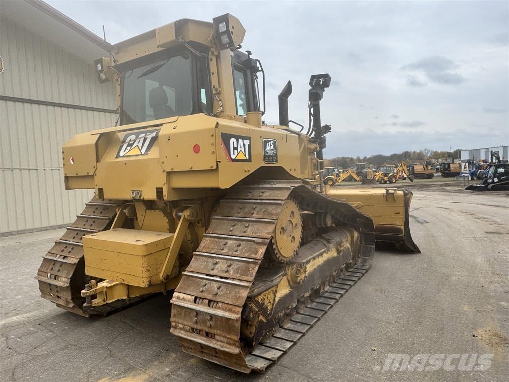 CAT D6T Pásové dozery