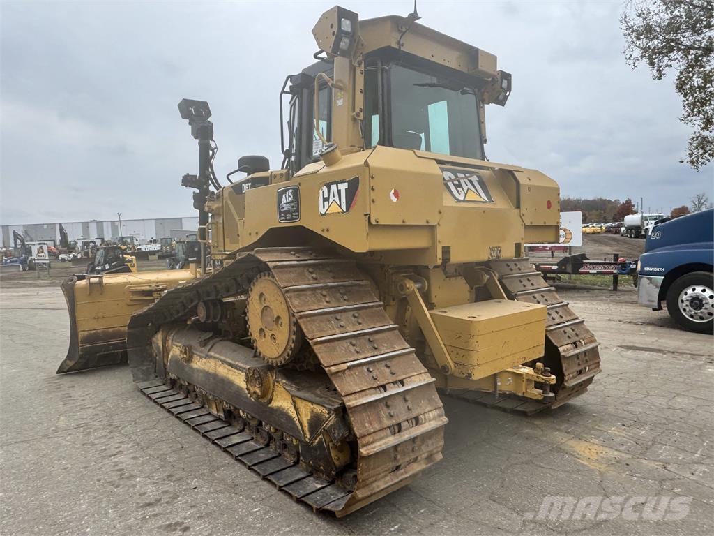 CAT D6T Pásové dozery