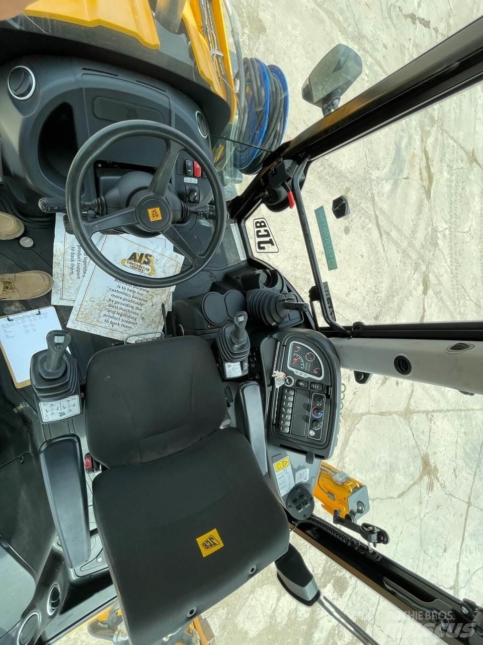 JCB 3CX14 Rýpadlo-nakladače