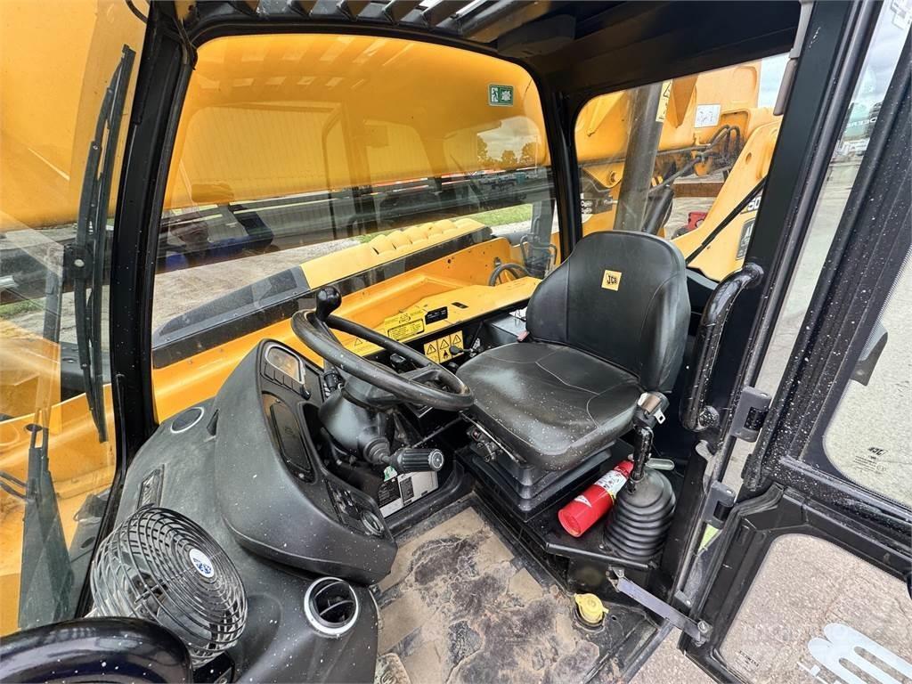 JCB 506-36 Teleskopické manipulátory