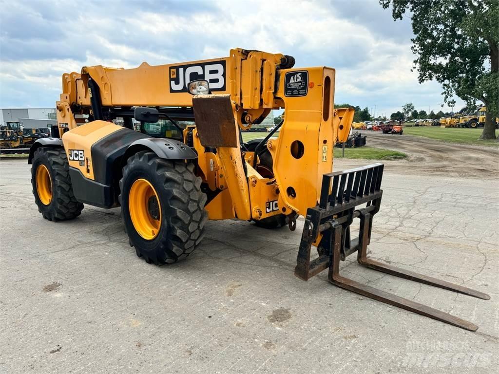 JCB 512-56 Teleskopické manipulátory