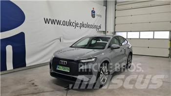 Audi Q4 Osobní vozy