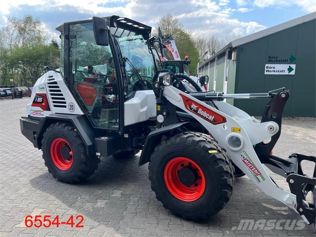 Bobcat L 85 Kolové nakladače