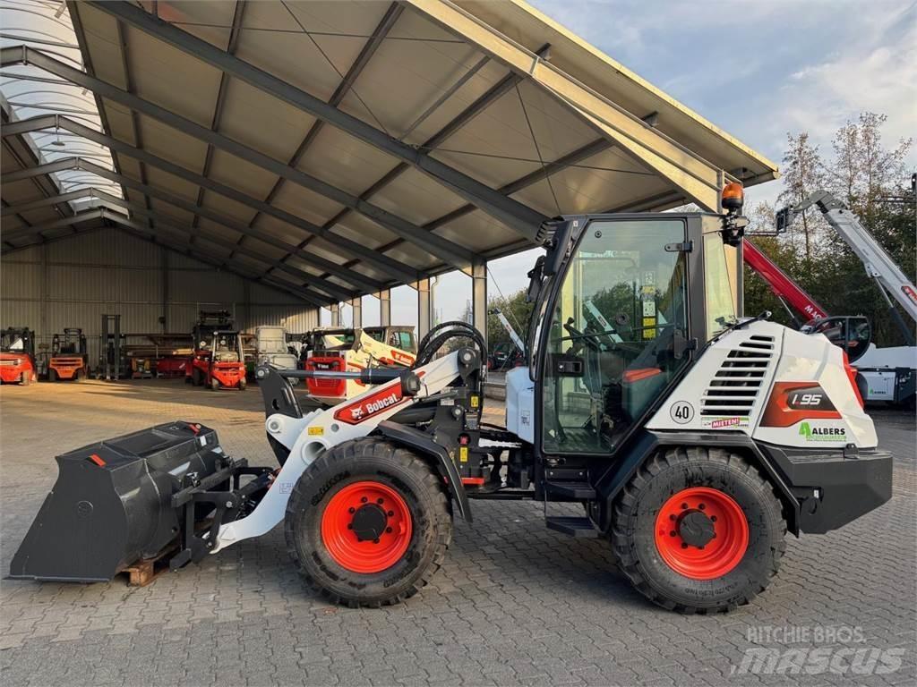 Bobcat L 95 E V Kolové nakladače