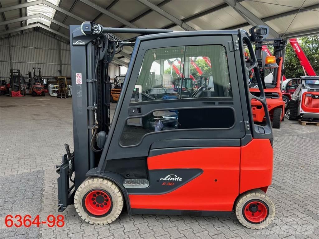 Linde E 30 HL 01 600 Akumulátorové vozíky
