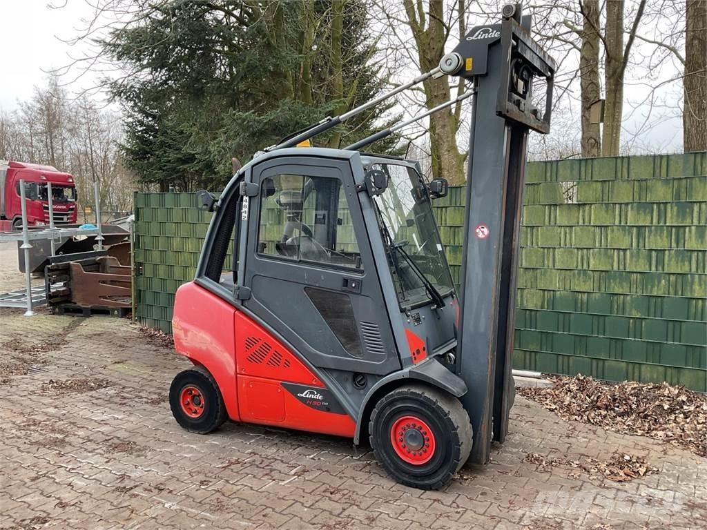 Linde H 30 D 02 EVO Dieselové vozíky