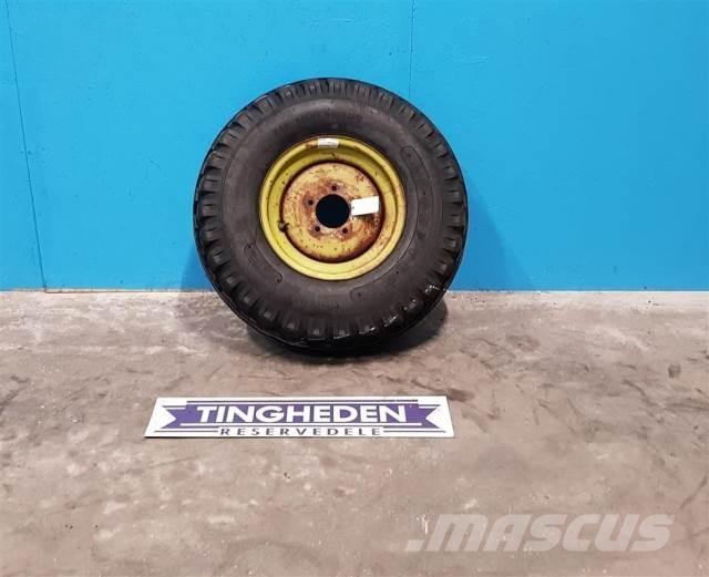  15 11.5/80-15 Pneumatiky, kola a ráfky