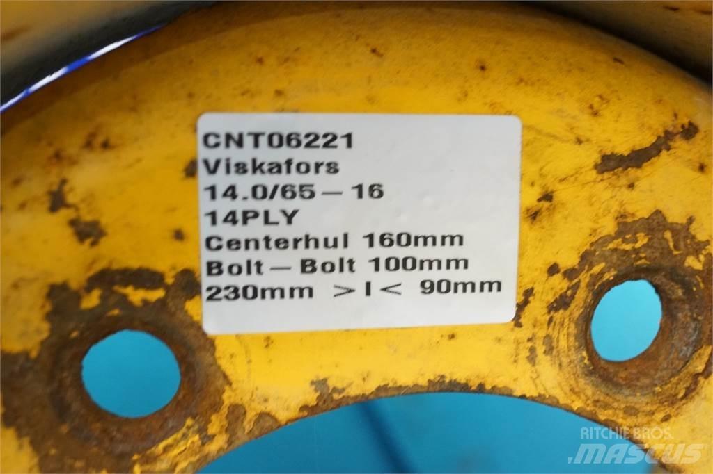  16 14.0/65-16 Pneumatiky, kola a ráfky