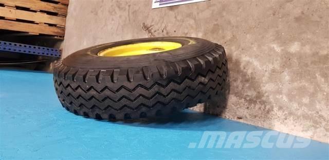  16 9.00R16 Pneumatiky, kola a ráfky