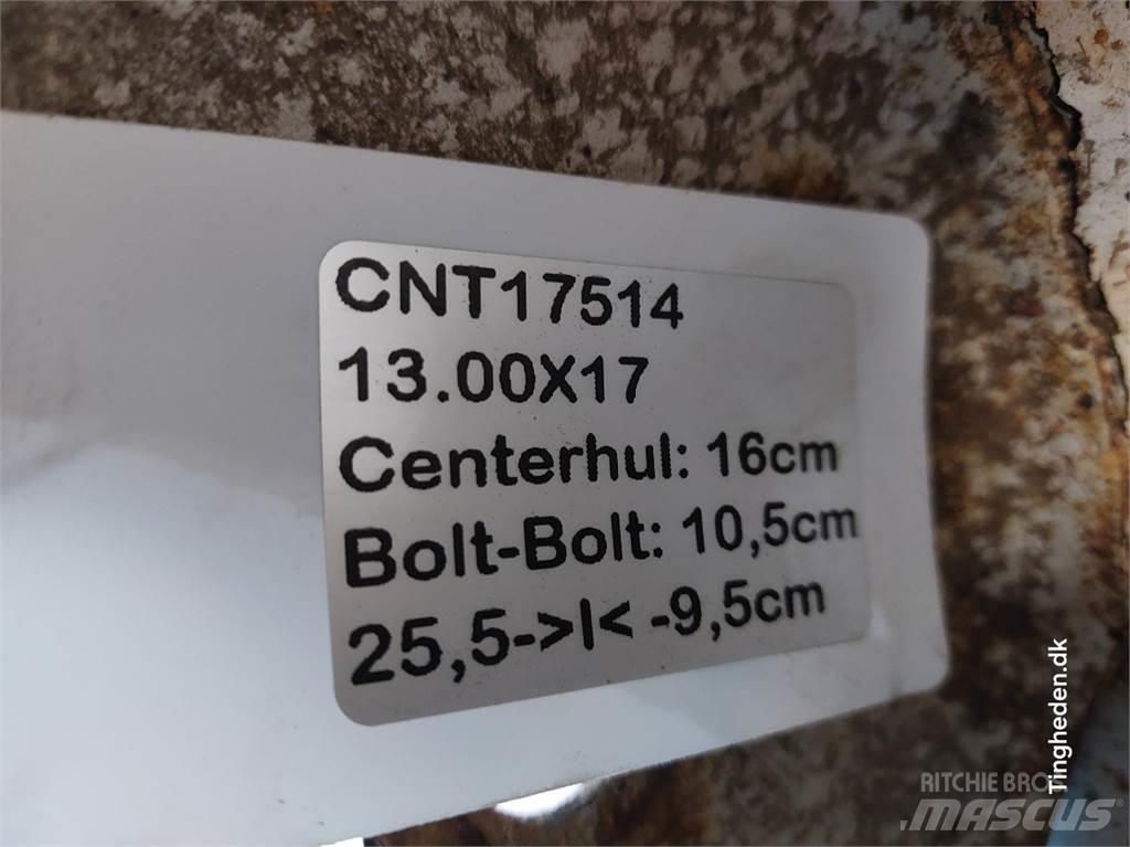  17 13.00X17 Pneumatiky, kola a ráfky