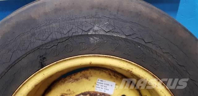  18 10.5/80-18 Pneumatiky, kola a ráfky