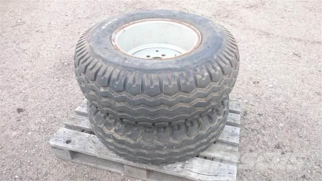  18 12.5/80-18 Pneumatiky, kola a ráfky