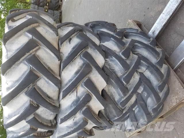  24 15.5/80-24 Pneumatiky, kola a ráfky