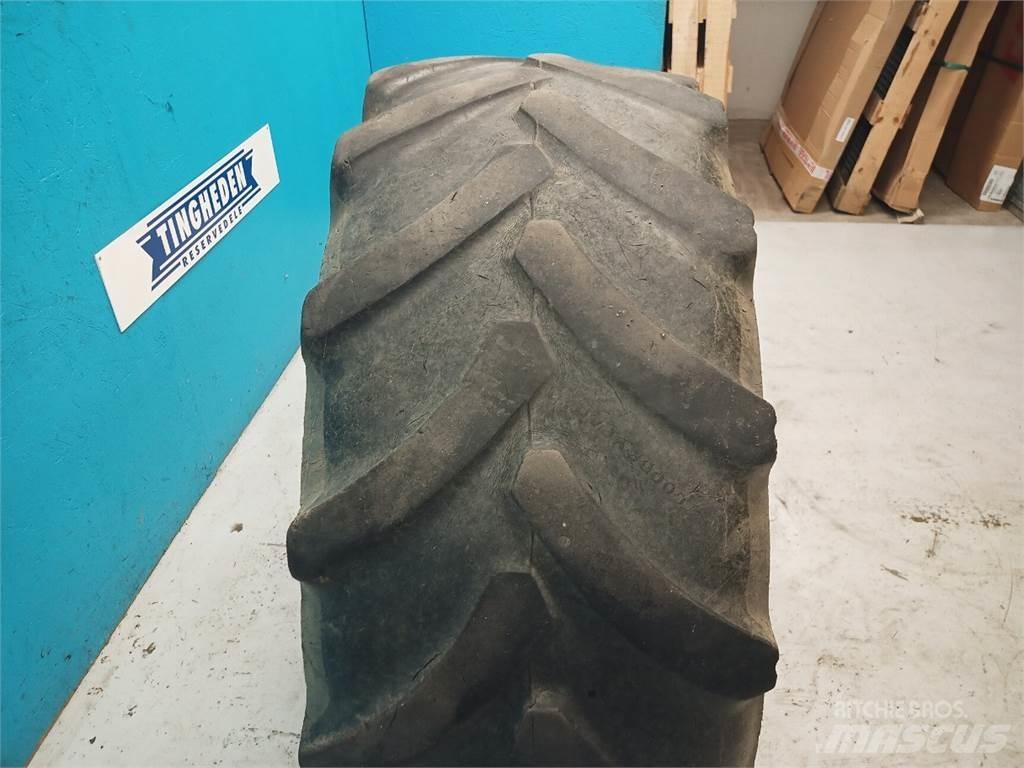  24 420/70R24 Pneumatiky, kola a ráfky