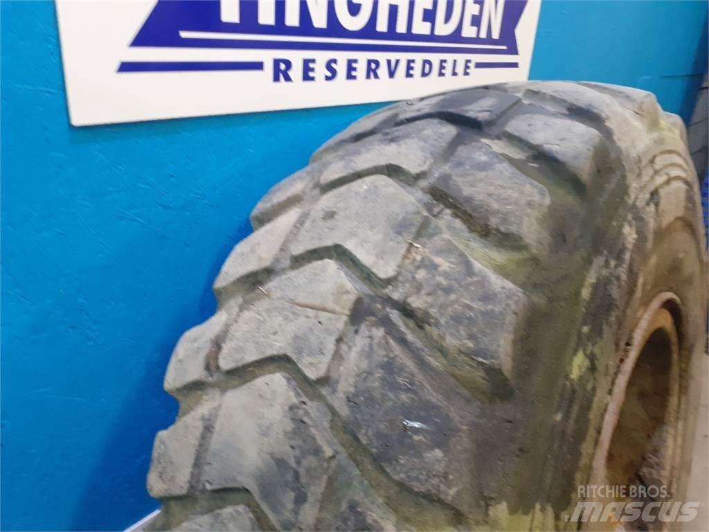  25 20.5R25 Pneumatiky, kola a ráfky