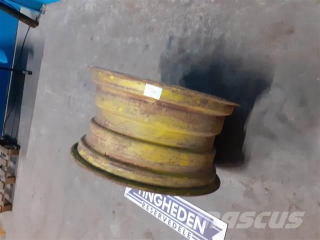  26 14X26 Pneumatiky, kola a ráfky