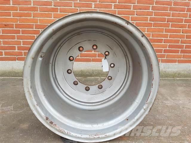  26 DW20TBX26 Pneumatiky, kola a ráfky