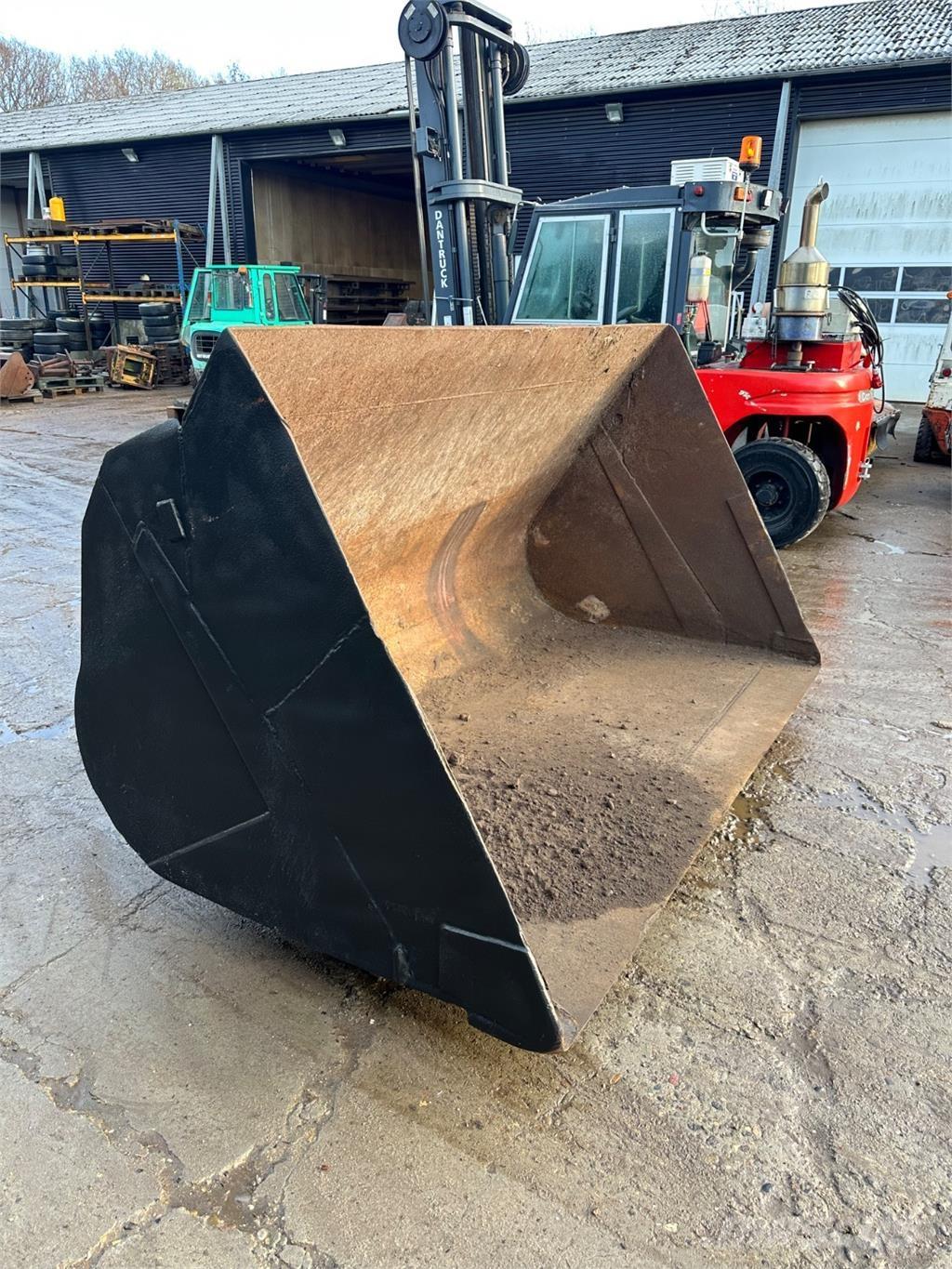  2600mm Radlice