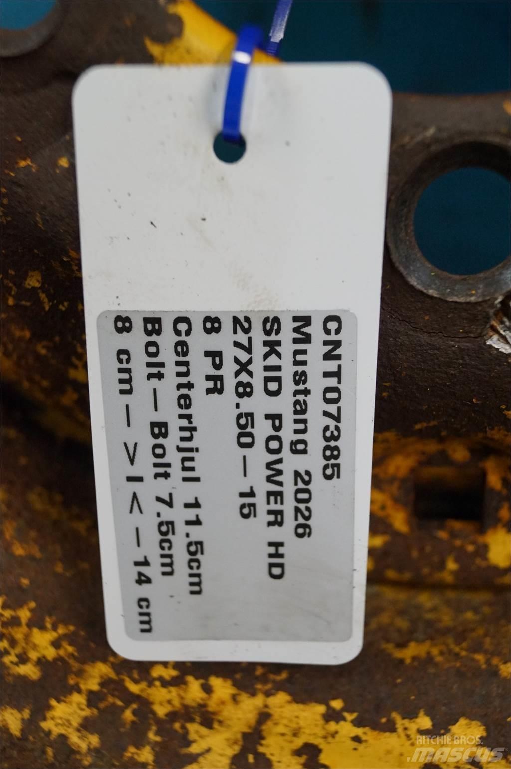  27X8.50-15 Pneumatiky, kola a ráfky