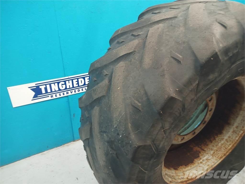  28 540/65R28 Pneumatiky, kola a ráfky