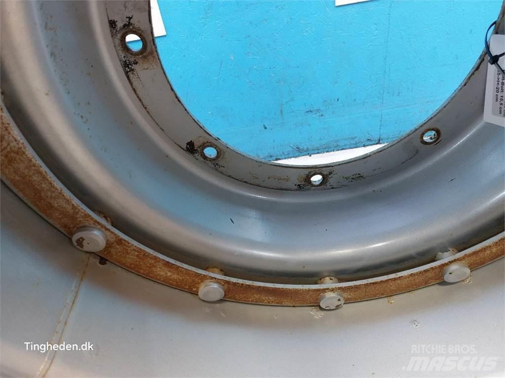  28 600/65R28 Pneumatiky, kola a ráfky