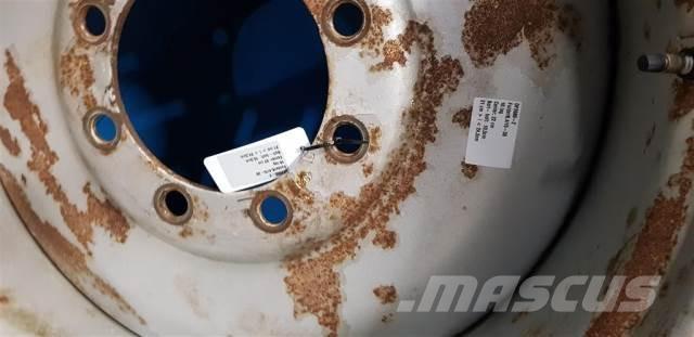  30 18.4/15-30 Pneumatiky, kola a ráfky