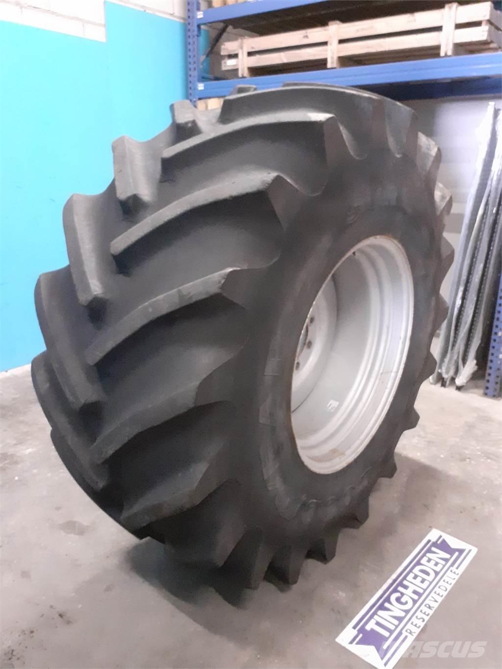 32 800/65R32 Pneumatiky, kola a ráfky