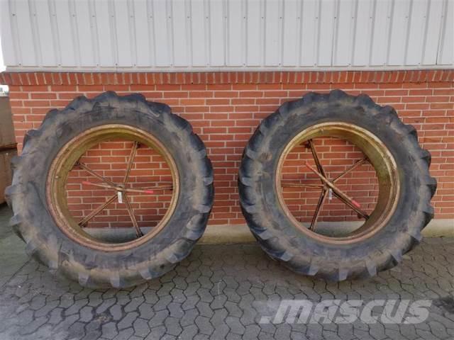  38 16.9R38 Pneumatiky, kola a ráfky