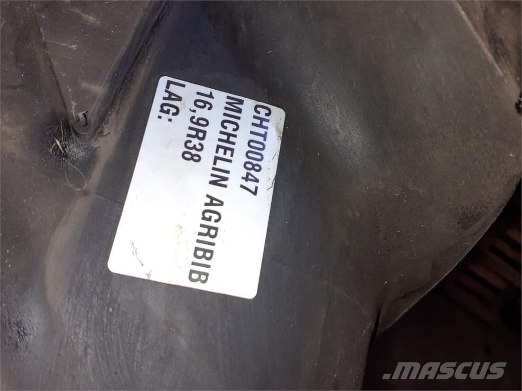 38 16.9R38 Pneumatiky, kola a ráfky
