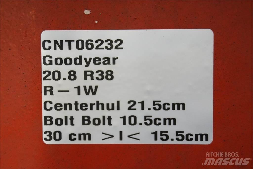  38 20.8R38 Pneumatiky, kola a ráfky