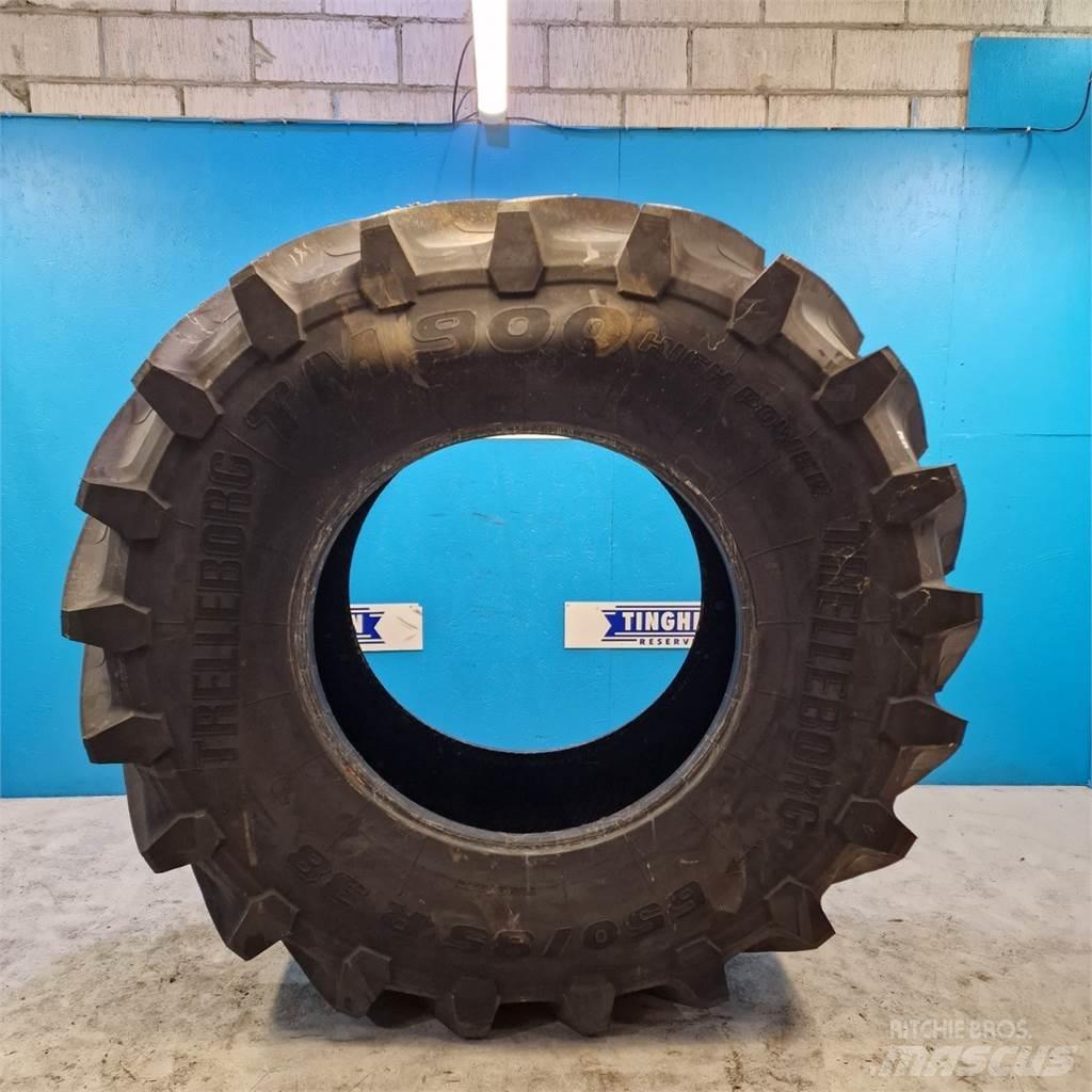  38 650/85R38 Pneumatiky, kola a ráfky