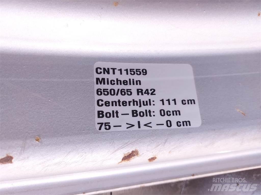  42 650/65 R42 Pneumatiky, kola a ráfky