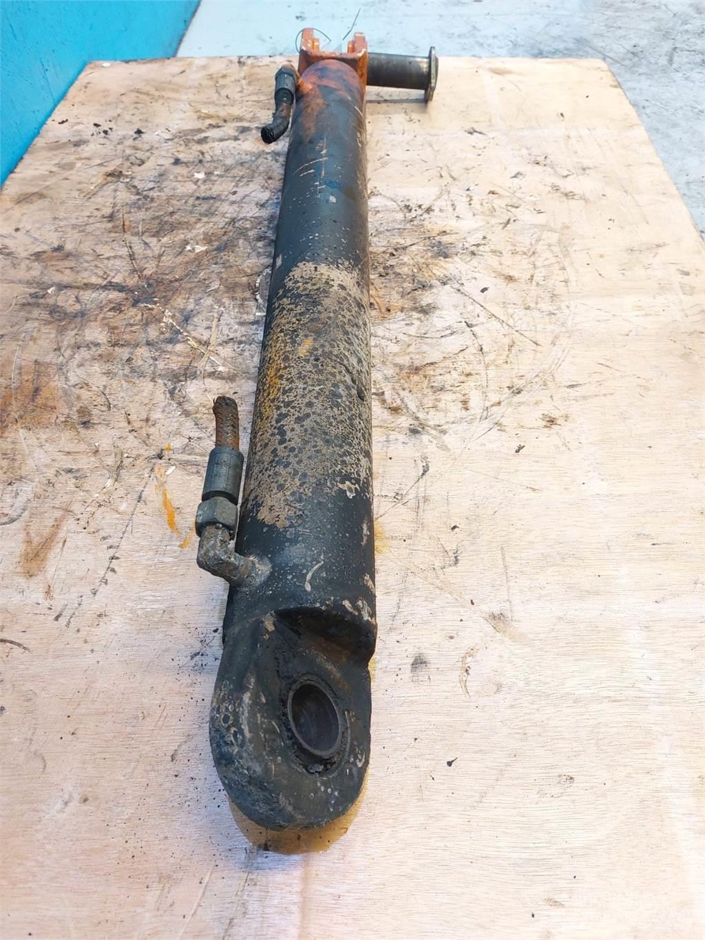Atlas AR60 Výložníky a lžíce