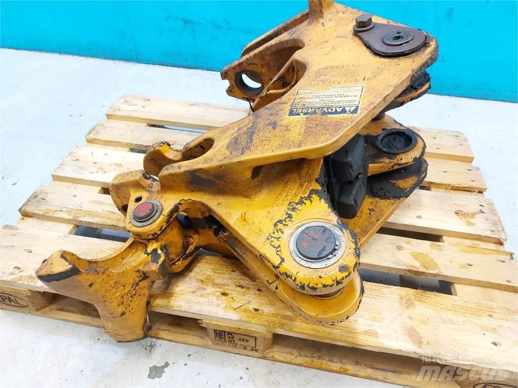 CASE 580 SLE Hloubkové lopaty