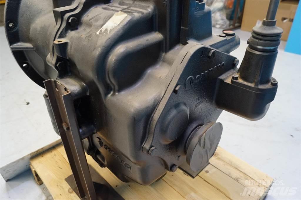 CASE 580SLE Převodovka