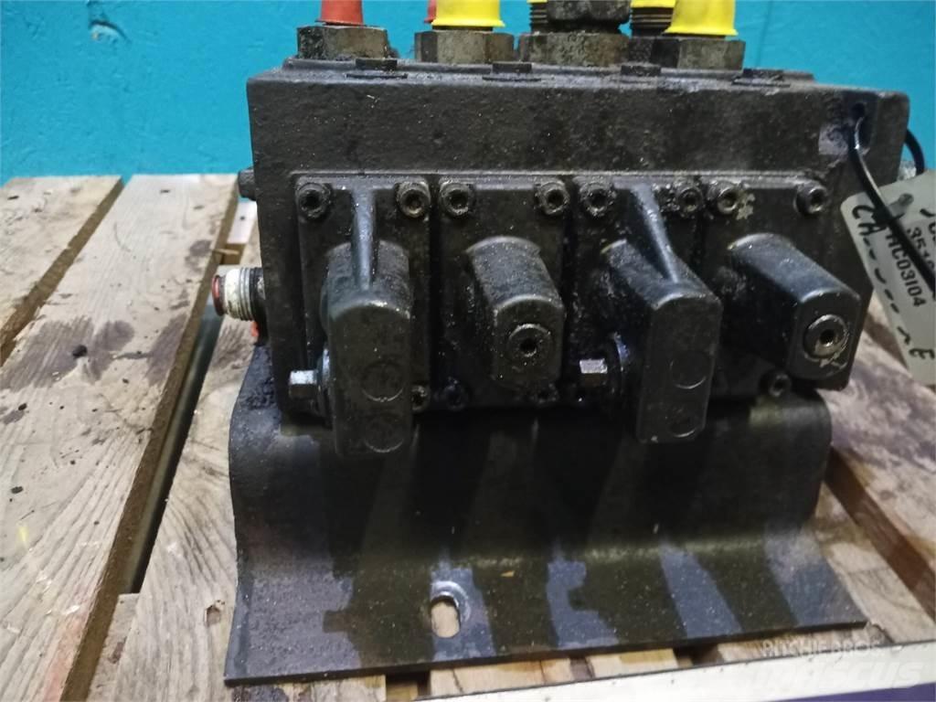 CASE 595 Hydraulika