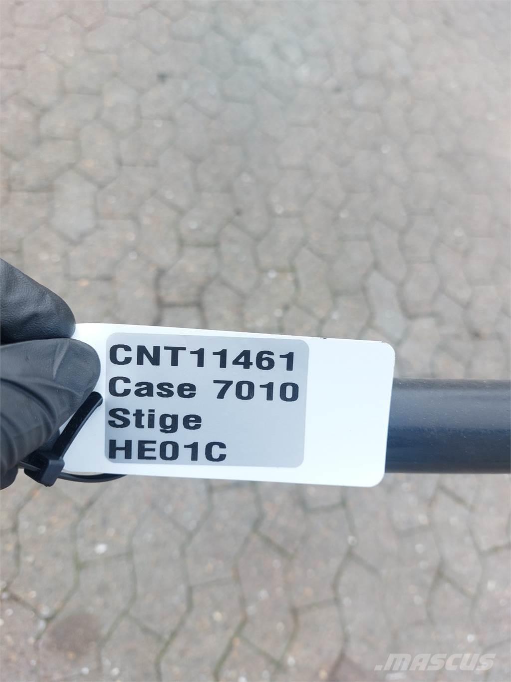 CASE 7010 Kabiny a interiér