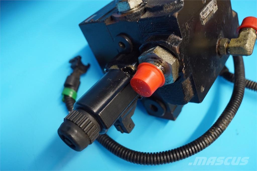 CASE 8010 Hydraulika