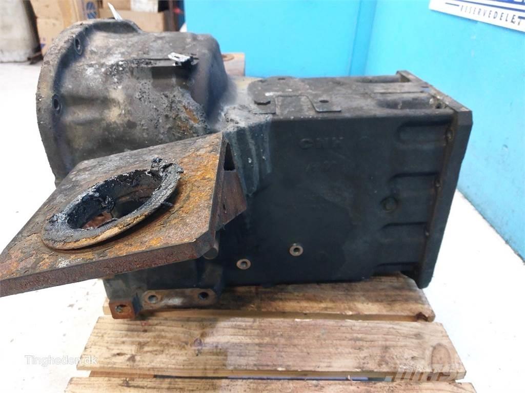 CASE Farmall 95A Převodovka