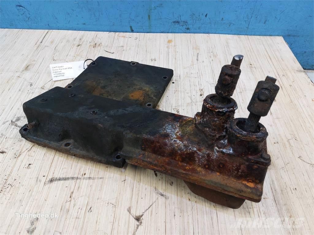 CASE Farmall 95A Převodovka