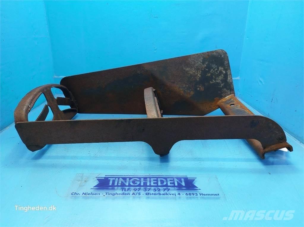 CASE Farmall 95A Další příslušenství k traktorům