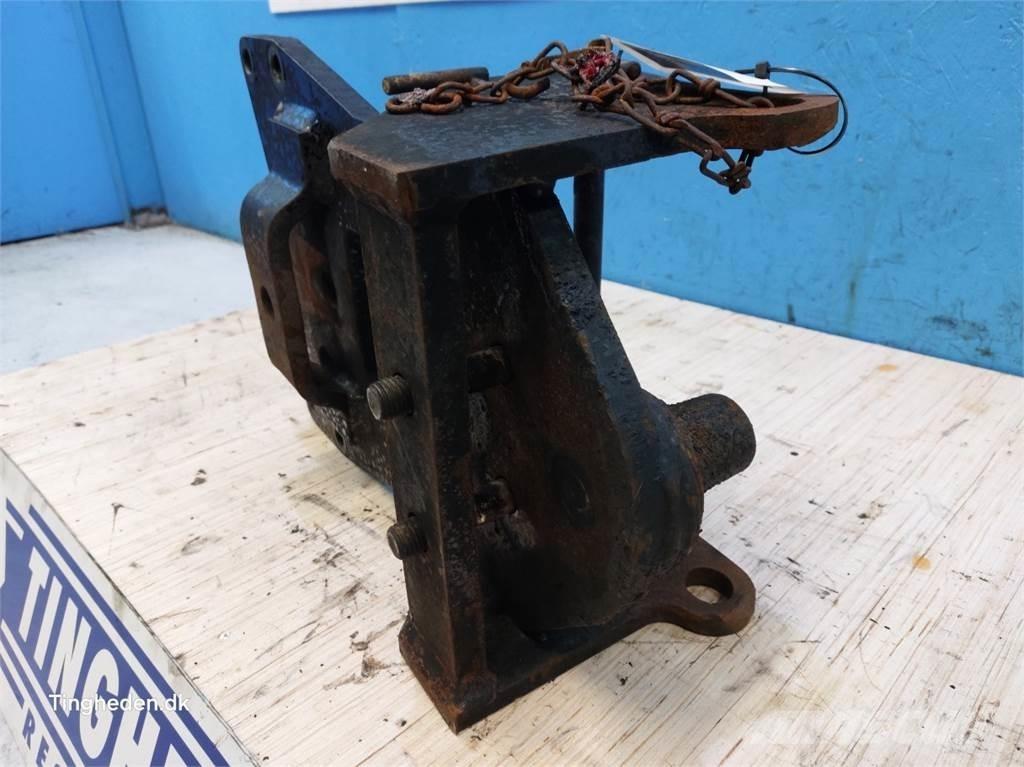 CASE Farmall 95A Další příslušenství k traktorům