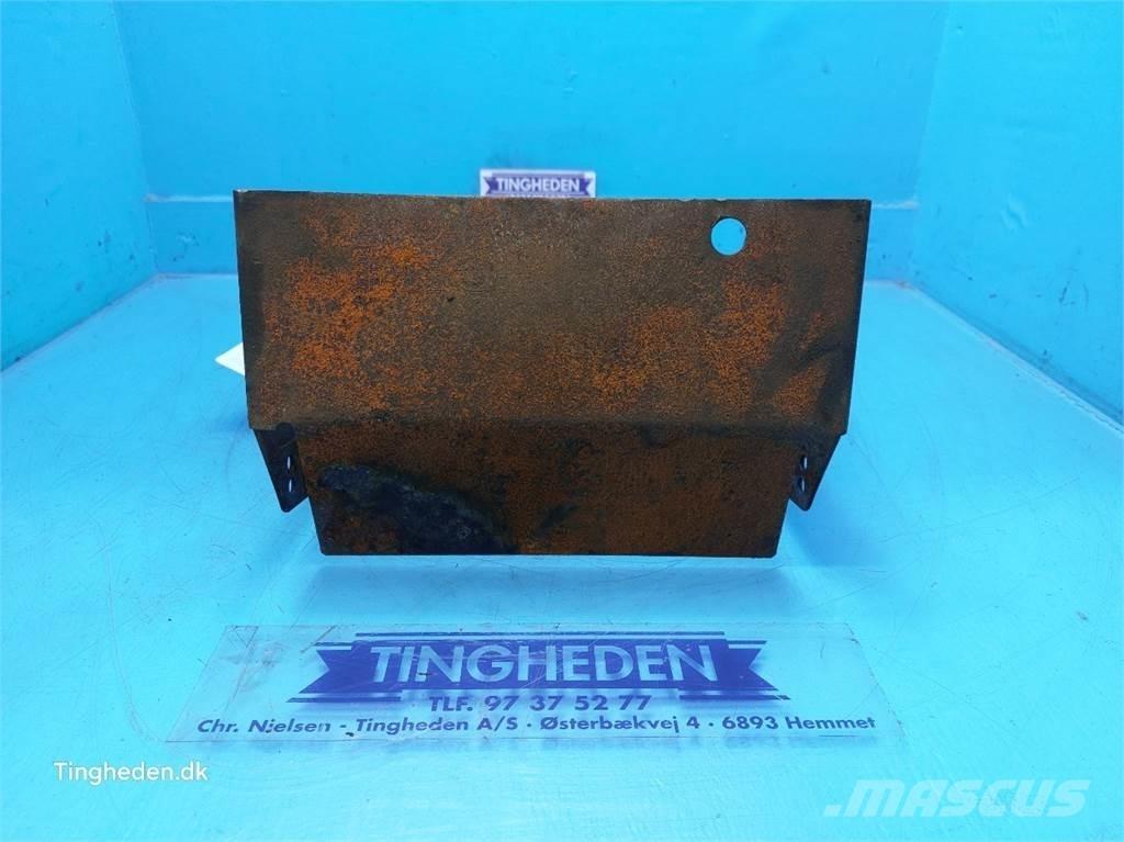 CASE Farmall 95A Další příslušenství k traktorům
