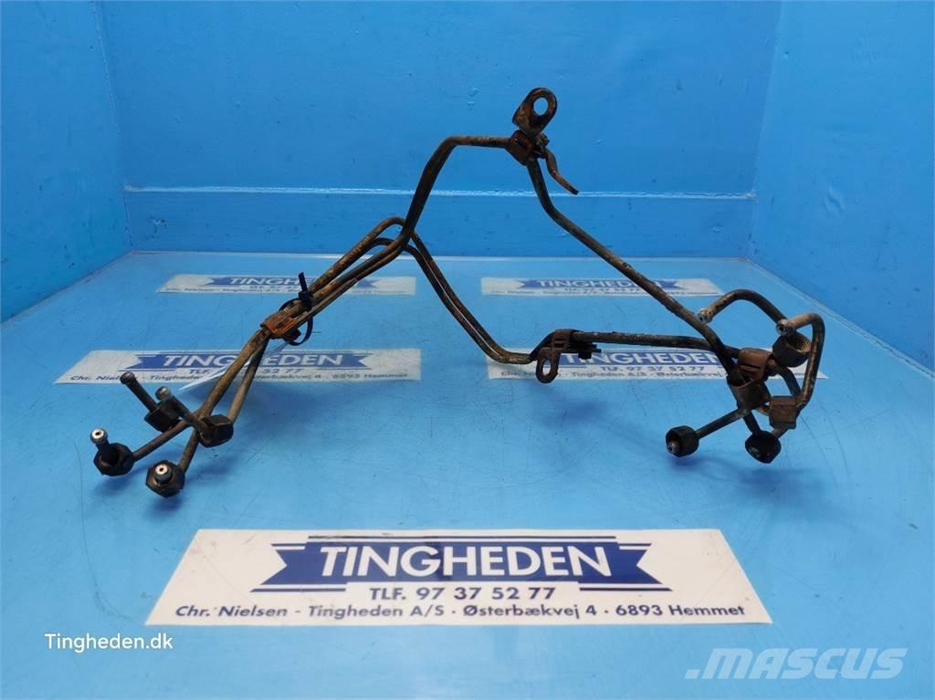 CASE Farmall 95A Motory