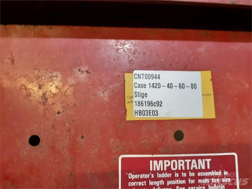 Case IH 1460 Kabiny a interiér